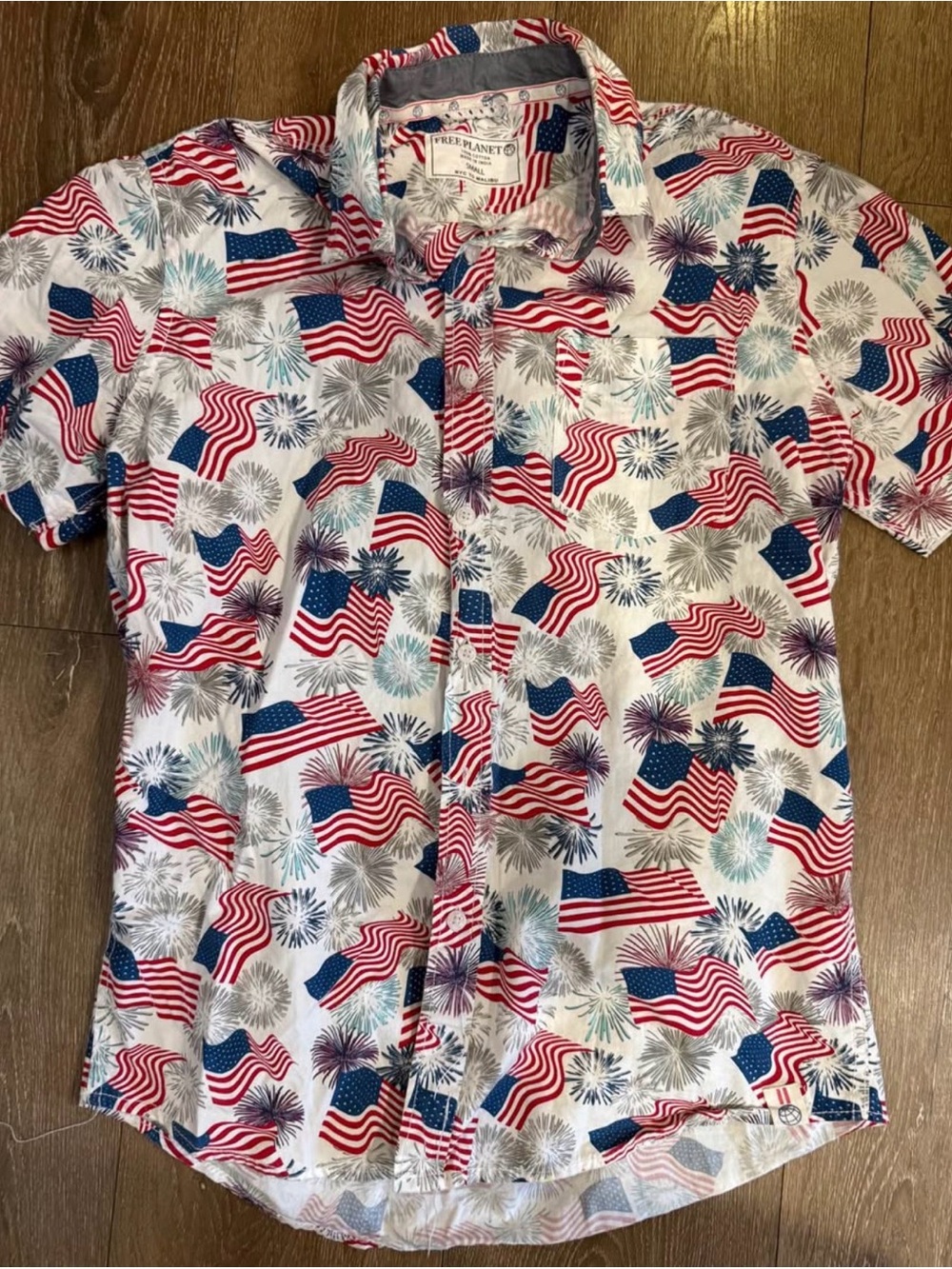 Free Planet Men’s Short-Sleeve Patriotic Flag Print Shirt - Red, Blue, White